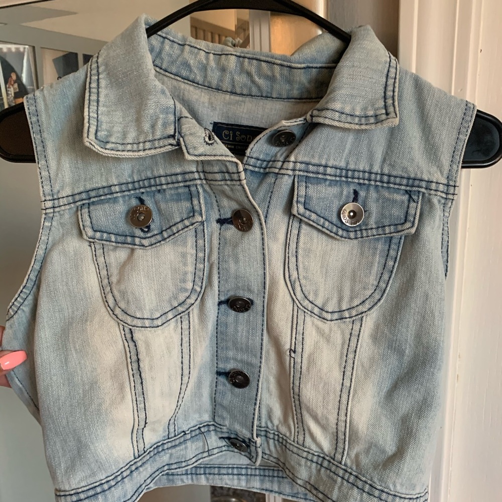 CROPPED DENIM JACKET
